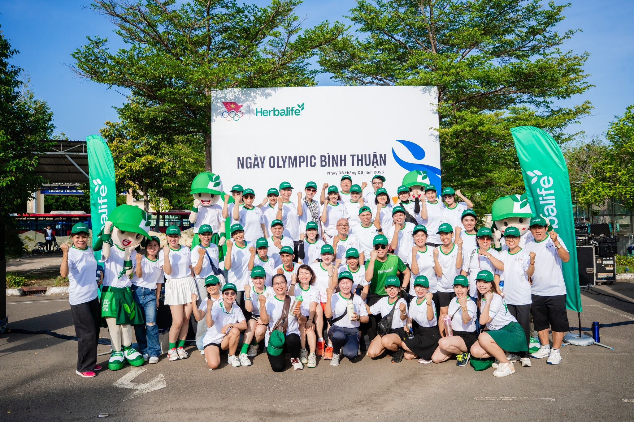 Herbalife Việt Nam đồng hành cùng chuỗi NGÀY OLYMPIC  trên toàn quốc để khuyến khích lối sống năng động lành mạnh trong cộng đồng 